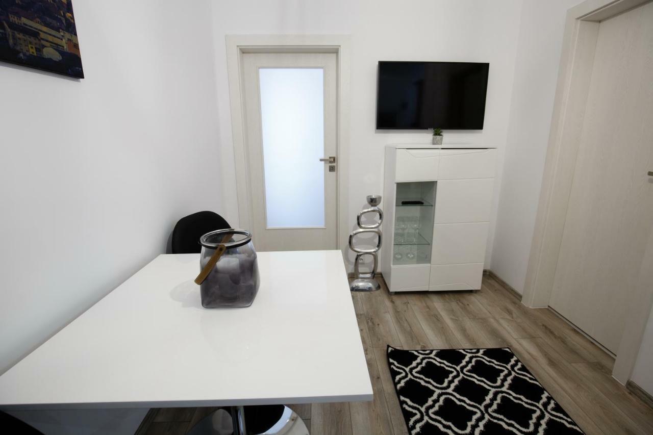 Ramino Apartments 锡比乌 外观 照片